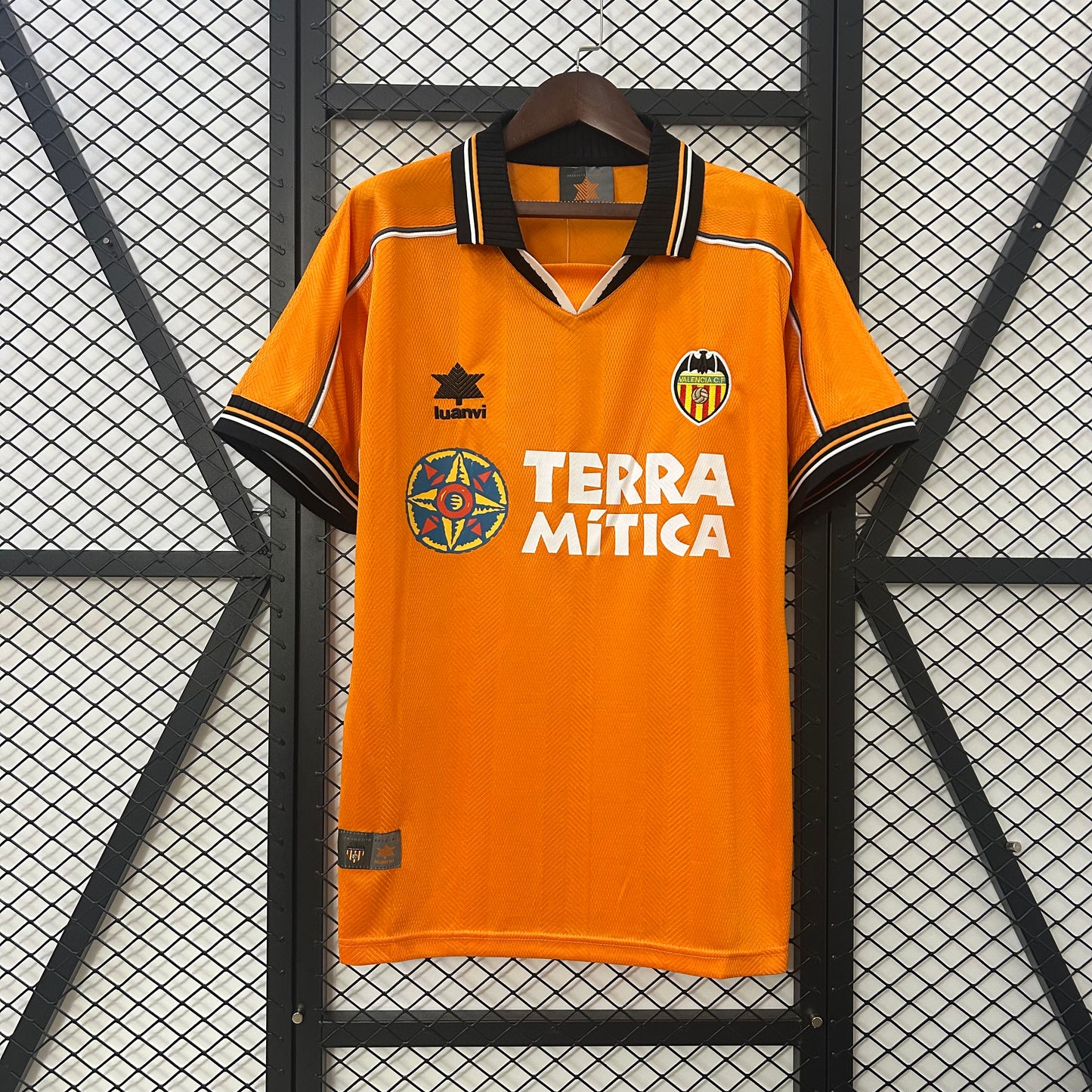Valencia retro 1999/00