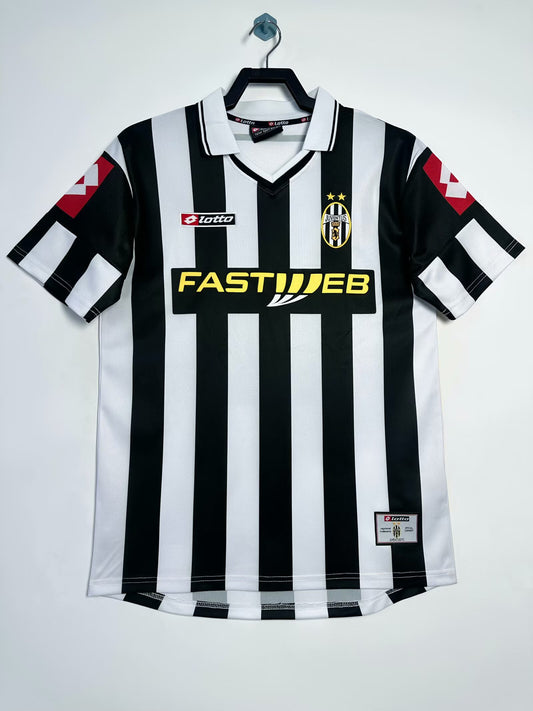 Juventus retro 2001/02
