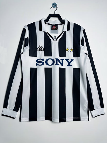Juventus retro 2015/16