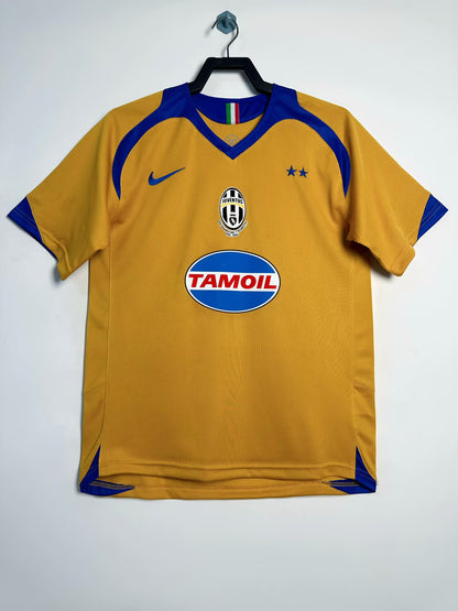 Juventus retro 2005/06